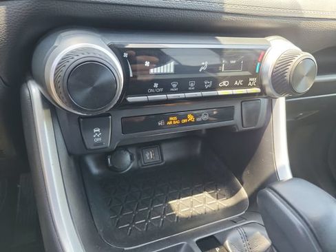 Used 2023 Toyota RAV4 LE FWD image 23
