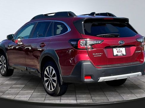 Used 2024 Subaru Outback Limited AWD/4WD image 4