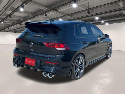 Used 2024 Volkswagen Golf R AWD/4WD image 16