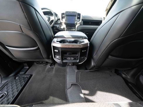 Used 2019 RAM 1500 Laramie image 21