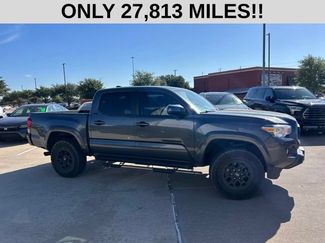 Used 2021 Toyota Tacoma SR5 RWD video 2