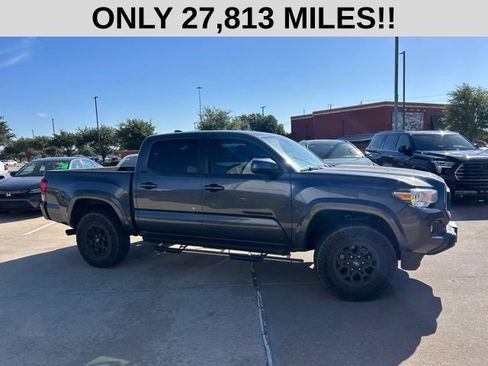 Used 2021 Toyota Tacoma SR5 RWD image 2