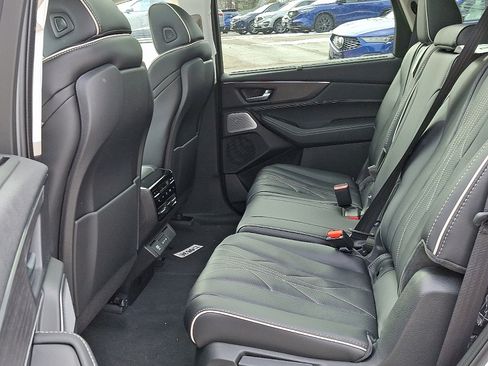 New 2026 Acura MDX w/ Advance Package AWD/4WD image 10
