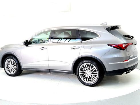 Used 2022 Acura MDX SH-AWD w/ Advance Package image 4