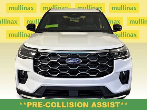 New 2026 Ford Explorer Platinum image 16