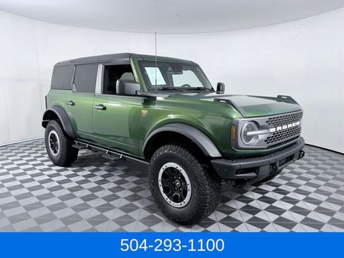Used 2024 Ford Bronco Badlands w/ Sasquatch Package AWD/4WD image 3
