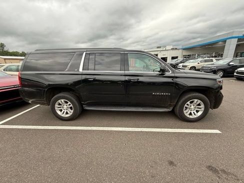 Used 2019 Chevrolet Suburban LT AWD/4WD image 7