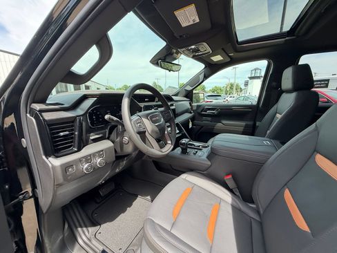 New 2026 GMC Sierra 1500 AT4 w/ AT4 Premium Package AWD/4WD image 4