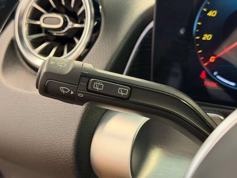 Certified 2023 Mercedes-Benz GLB 250 4MATIC image 24