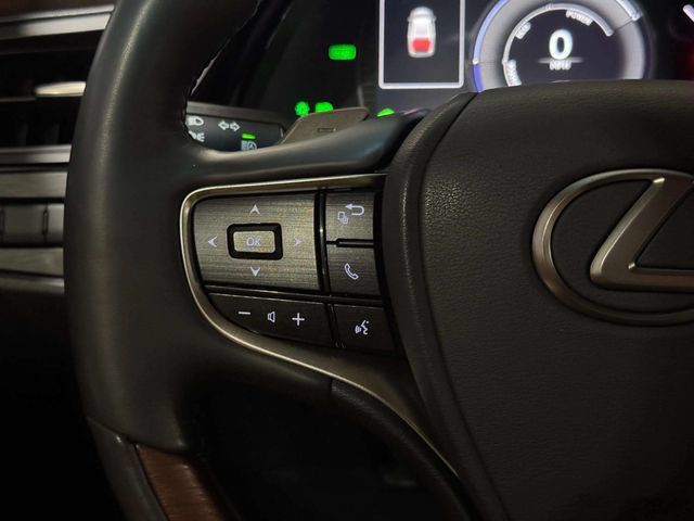 Used 2023 Lexus ES 300h w/ Accessory Package (Z1) FWD image 15
