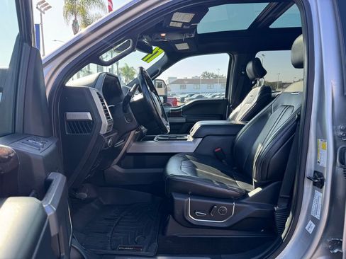 Used 2017 Ford F250 Platinum w/ Platinum Ultimate Package image 26