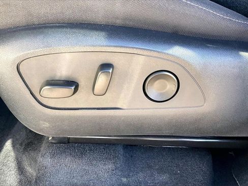 Certified 2025 GMC Acadia Elevation image 26