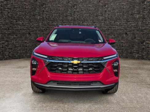 New 2026 Chevrolet Trax LT w/ Driver Confidence Package image 5