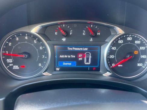 Used 2023 GMC Terrain SLE w/ Driver Convenience Package image 10