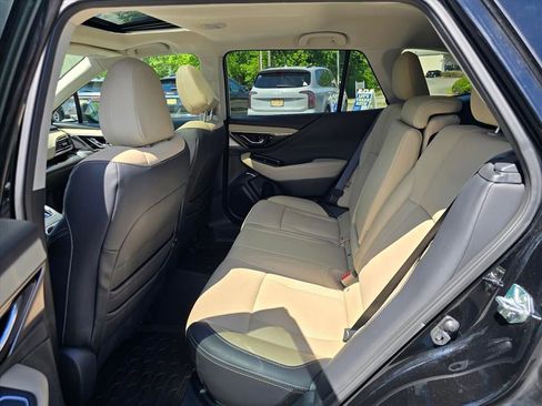 Used 2025 Subaru Outback Limited AWD/4WD image 13