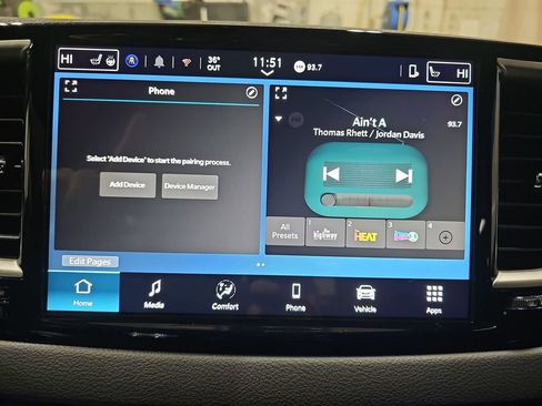 New 2026 Chrysler Voyager LX image 22