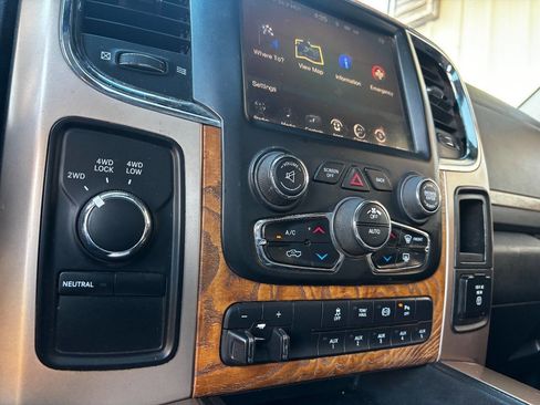 Used 2015 RAM 2500 Longhorn w/ Convenience Group image 24