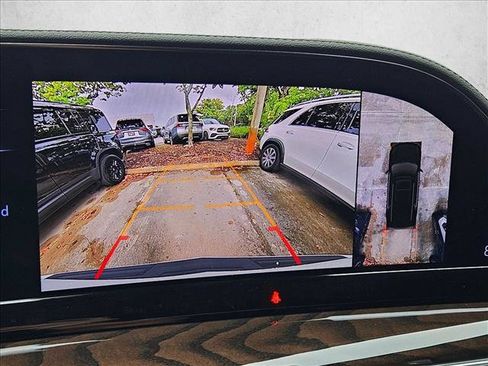 Used 2024 Cadillac Escalade Sport Platinum w/ Heavy-Duty Trailer Package AWD/4WD image 12