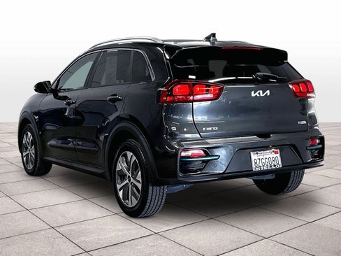 Used 2022 Kia Niro EX FWD image 13