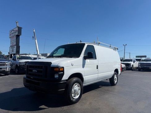 Used 2012 Ford E-250 and Econoline 250 w/ PWR Group image 2