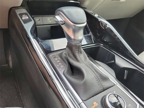 Used 2023 Kia Sorento SX image 26