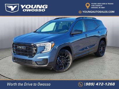 Used 2024 GMC Terrain SLE w/ Driver Convenience Package