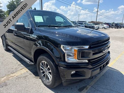 Used 2020 Ford F150 XLT w/ Equipment Group 302A Luxury AWD/4WD image 3