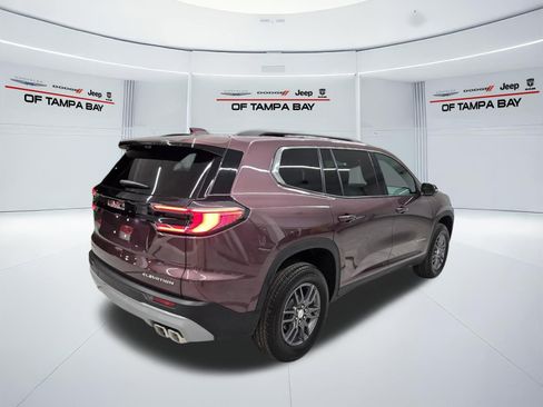 Used 2026 GMC Acadia Elevation FWD image 6
