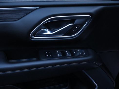 Used 2021 GMC Yukon SLT image 29