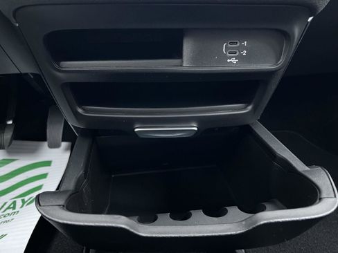 New 2026 Chrysler Pacifica Select image 28