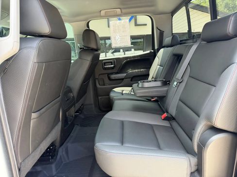 Used 2018 GMC Sierra 1500 SLT AWD/4WD image 36