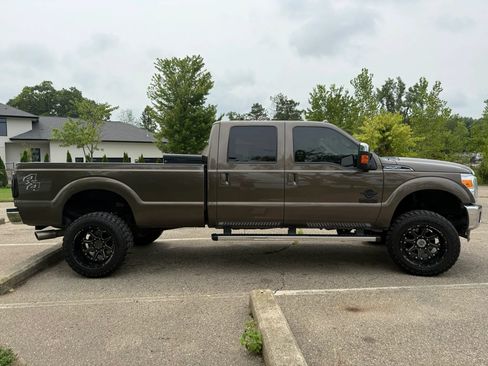Used 2015 Ford F250 Lariat w/ Lariat Ultimate Package AWD/4WD image 3