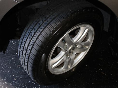 Used 2012 Hyundai Santa Fe GLS FWD image 31