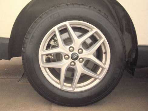 Used 2024 Ford Edge SEL w/ Convenience Package AWD/4WD image 13