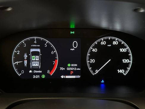 Used 2024 Honda HR-V EX-L image 10
