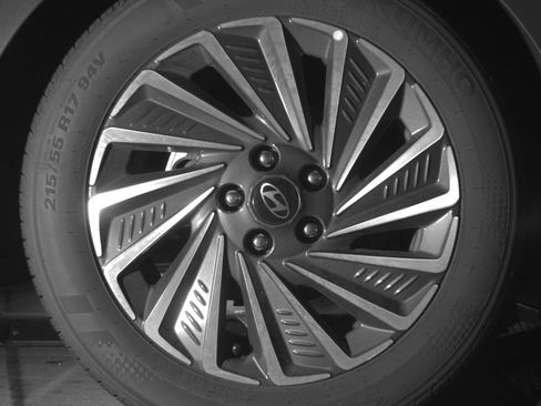 Used 2025 Hyundai Sonata SEL FWD image 15