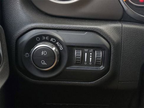 Used 2020 Jeep Gladiator Sport w/ Quick Order Package 24S image 31