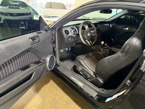 Used 2014 Ford Mustang Shelby GT500 w/ Equipment Group 821A image 16