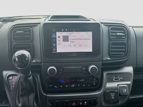 Used 2023 RAM ProMaster 2500 w/ Convenience Group image 10