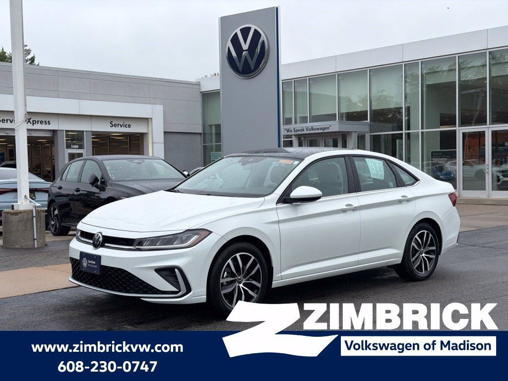 Certified 2026 Volkswagen Jetta SE FWD image 1