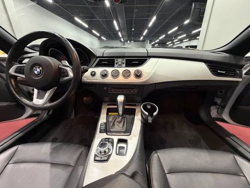 Used 2011 BMW Z4 sDrive30i RWD image 27