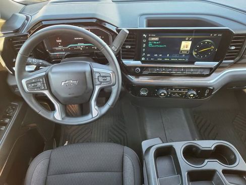 Used 2024 Chevrolet Silverado 1500 LT Trail Boss w/ LPO, Dark Essentials Package image 27