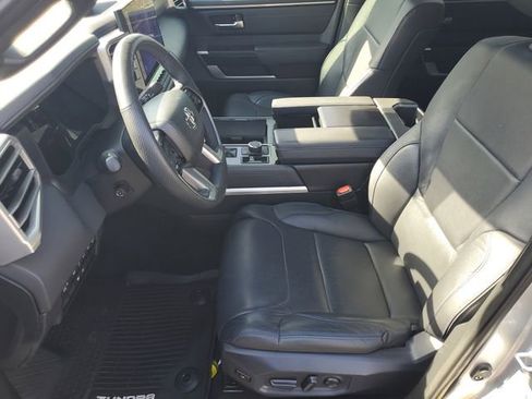 Used 2024 Toyota Tundra Platinum AWD/4WD image 5