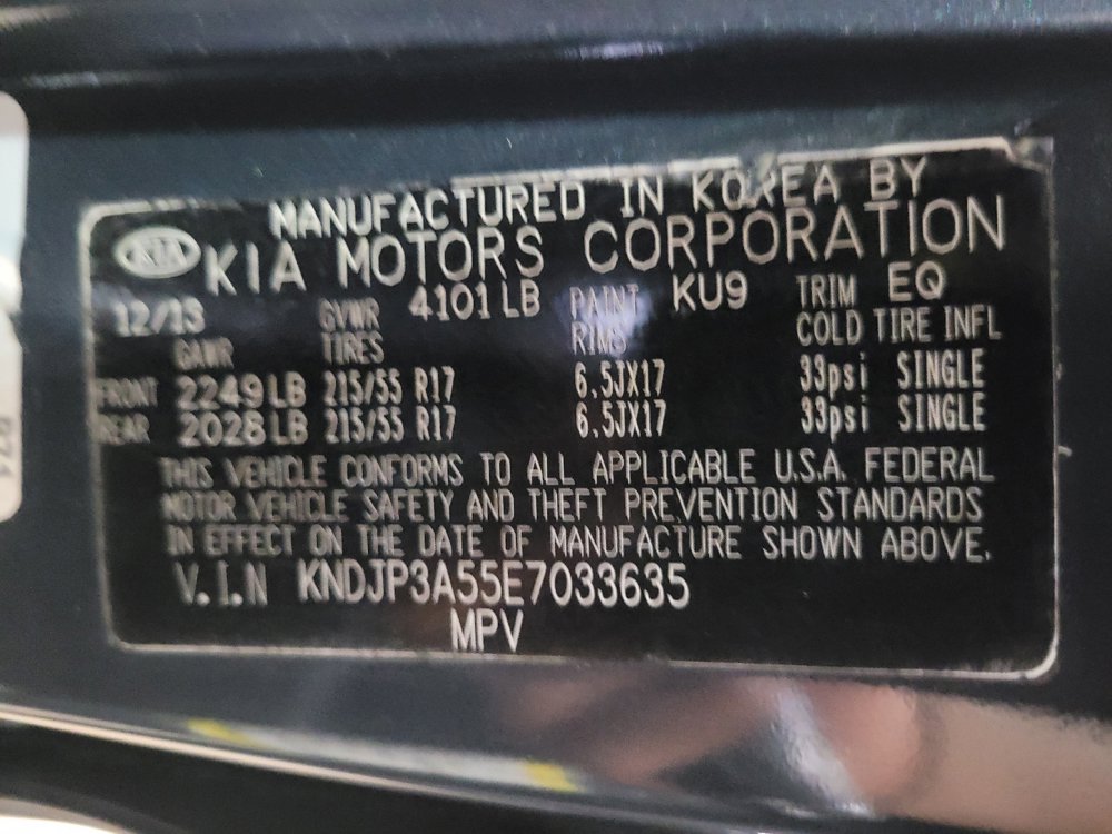 Used 2014 Kia Soul + FWD image 33