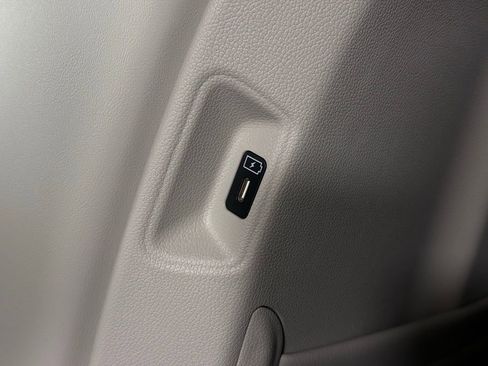 New 2026 Kia Sorento S w/ S Panoramic Sunroof Package FWD image 36