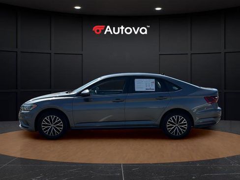 Used 2021 Volkswagen Jetta S w/ Driver Assistance Package FWD image 2