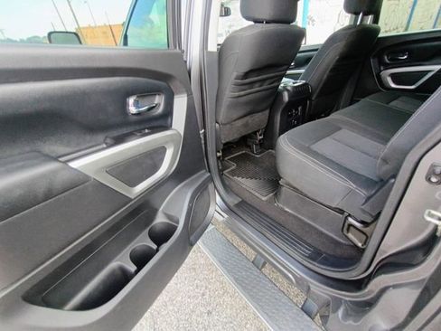 Used 2016 Nissan Titan SV AWD/4WD image 65