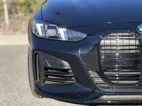 Used 2025 BMW M440i Coupe w/ Premium Package image 7