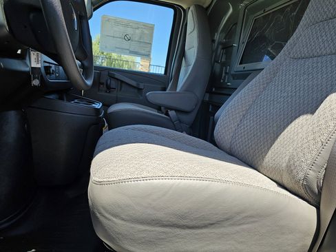 New 2025 Chevrolet Express 2500 Extended w/ Communications Package RWD image 17
