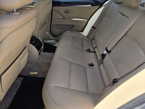 Used 2015 BMW 528i Sedan RWD image 9
